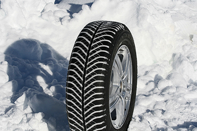 Goodyear Vector 4Seasons 95 H